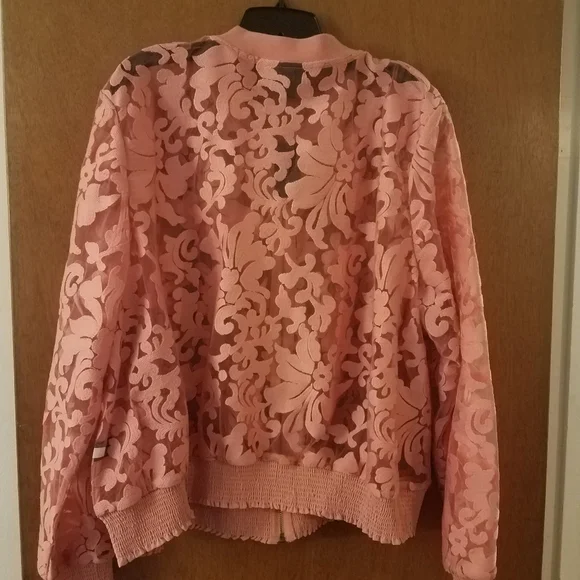 Pink jacket - Picture 2 of 2